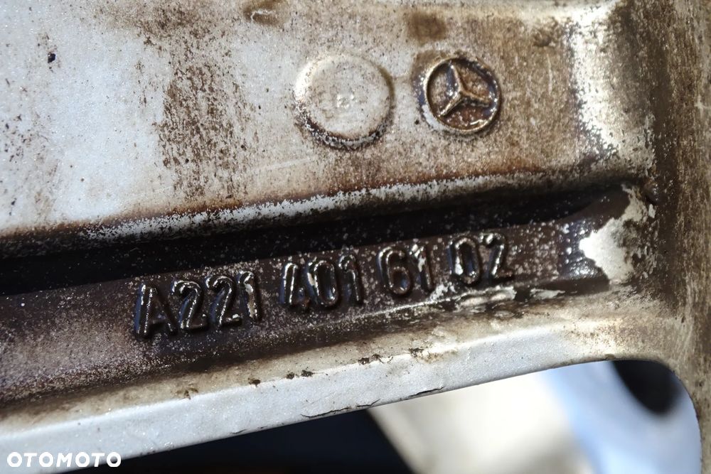 Mercedes ML W164 GL X164 S W221 Felgi 19 8.5Jx19/9.5Jx19 2214016002 2214016102 - 9