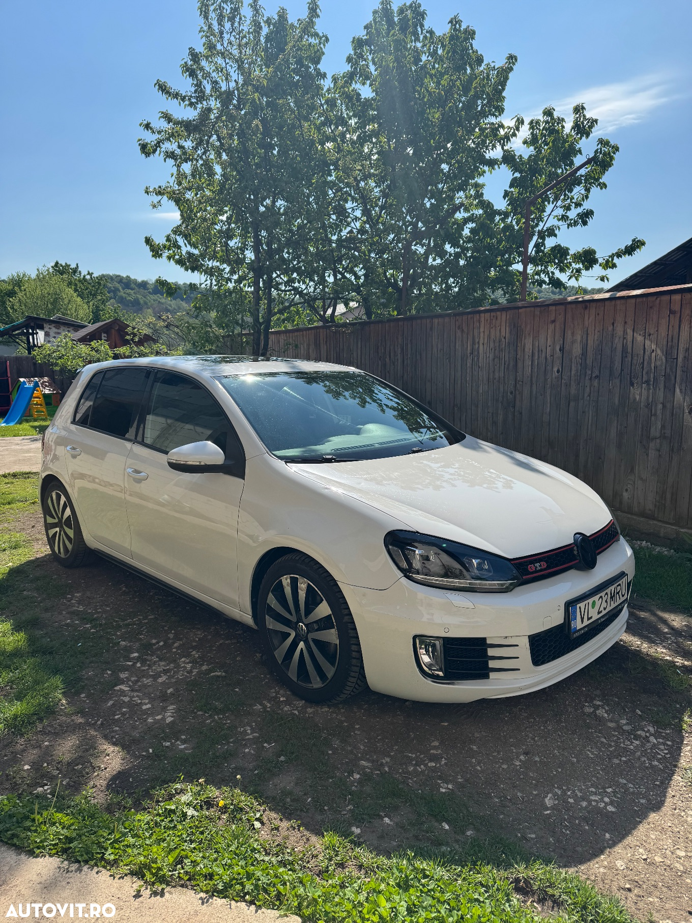 Volkswagen Golf 2.0 TDI DPF DSG GTD - 5