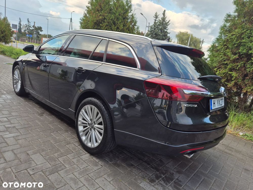 Opel Insignia 2.0 T Cosmo 4x4 S&S - 10
