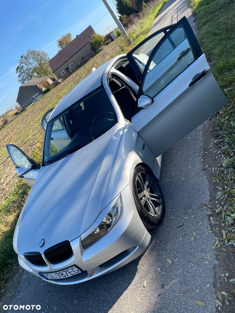 BMW Seria 3 320i - 29