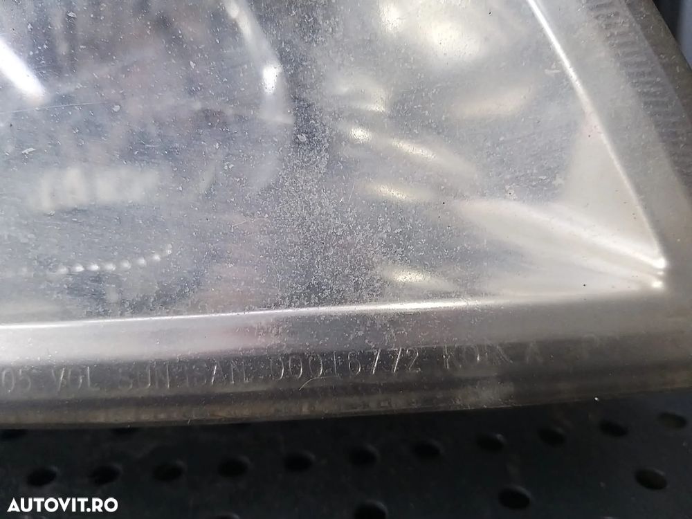 Far dreapta chevrolet aveo t200 00016772 - 2