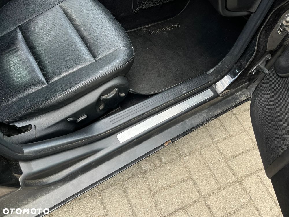 Mercedes-Benz Klasa C 220 CDI Automatik Avantgarde - 18