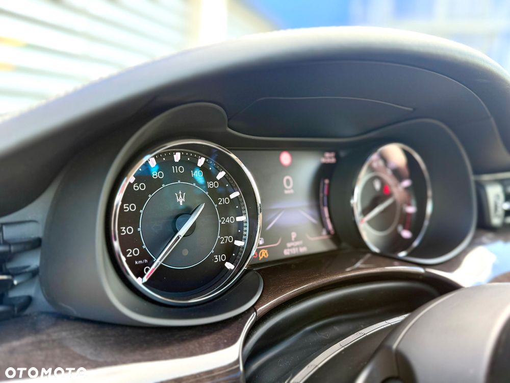 Maserati Quattroporte GranLusso S - 22