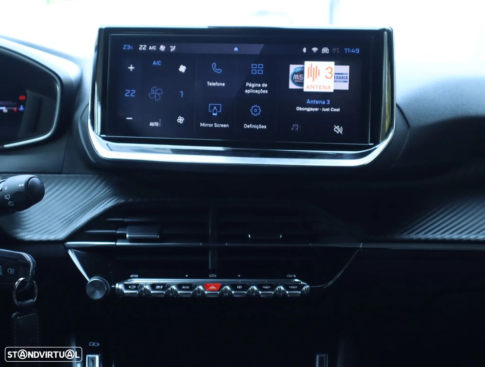 Peugeot 2008 1.2 PureTech Allure Pack EAT8 - 43