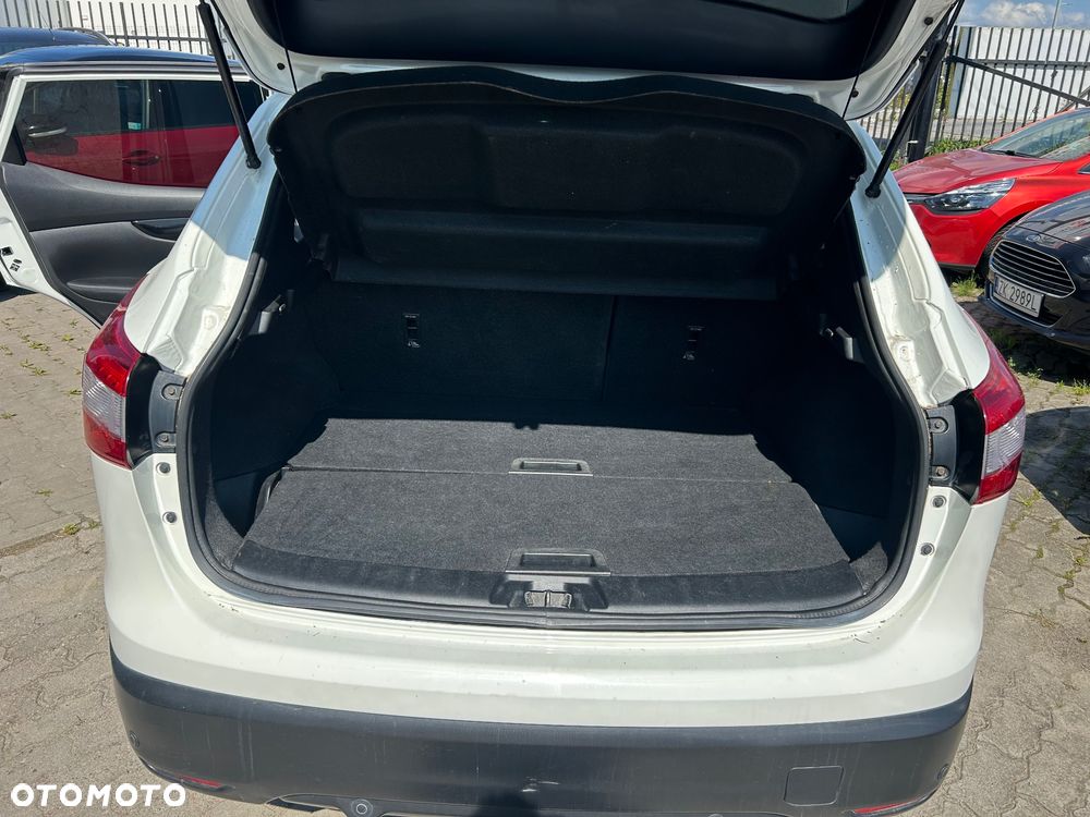 Nissan Qashqai 1.6 dCi Tekna S&S - 17