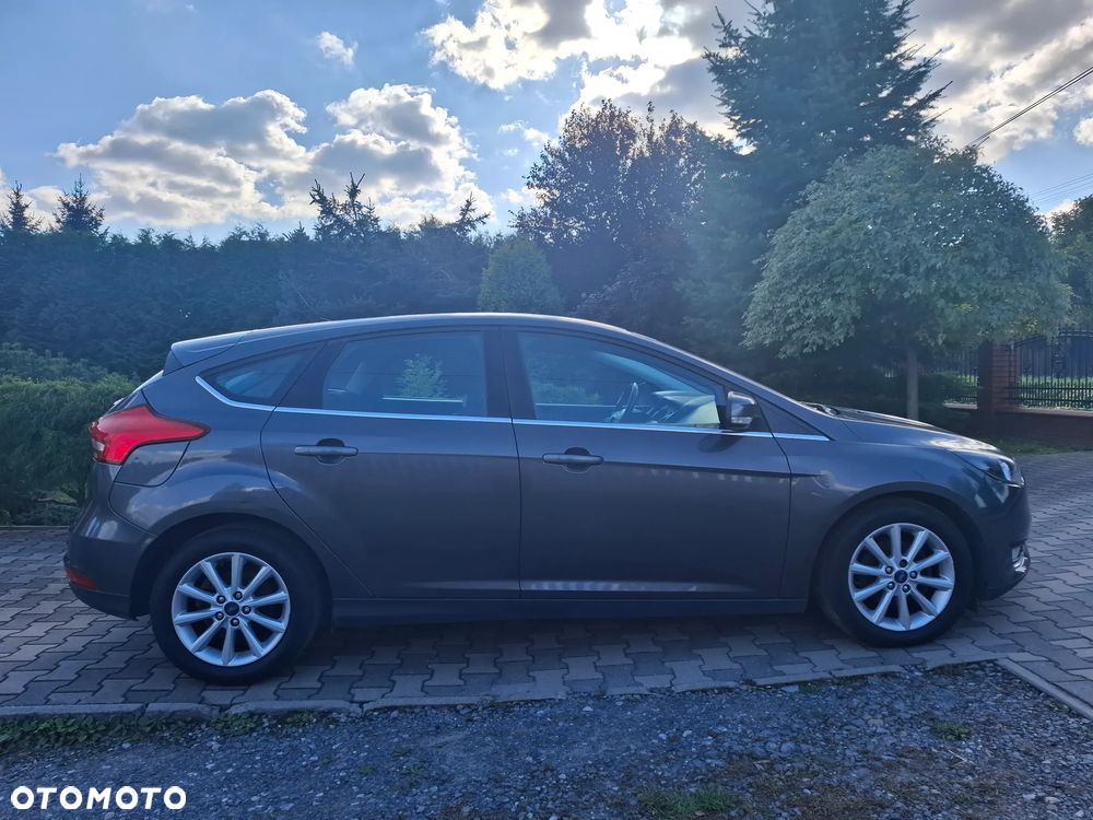 Ford Focus 1.5 EcoBlue Start-Stopp-System TITANIUM - 8
