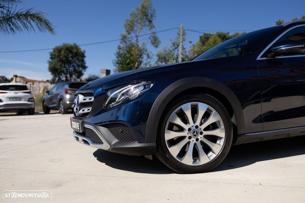 Mercedes-Benz E 220 d 4-Matic All Terrain Avantgarde - 33