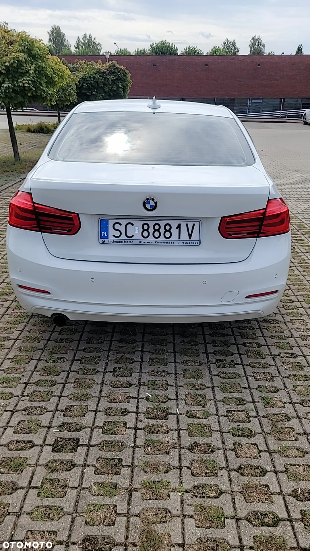 BMW Seria 3 318i - 9