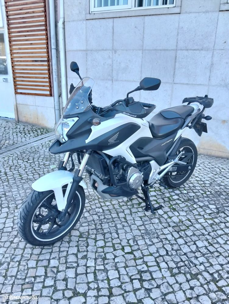 Honda NC700X - 8