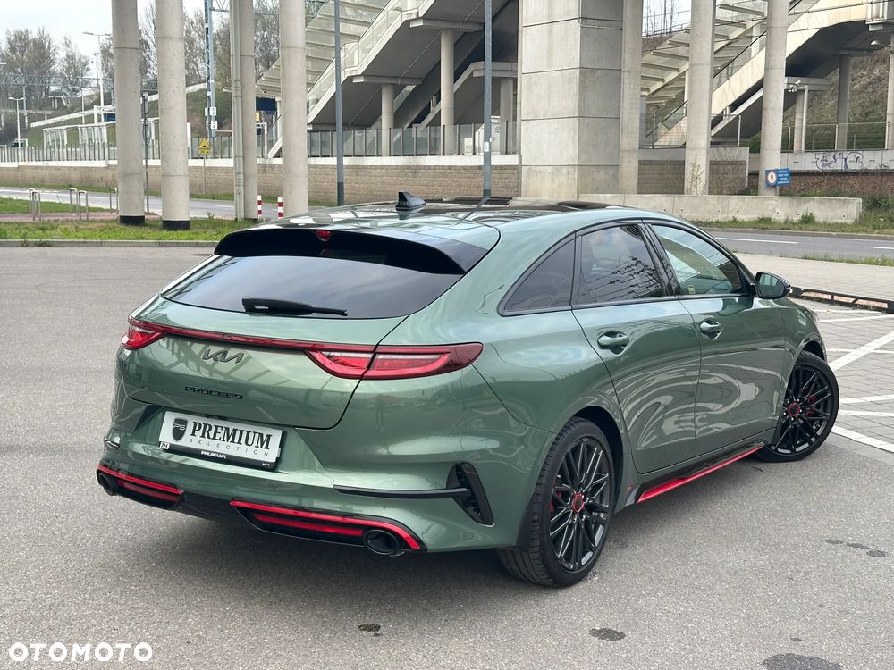 Kia ProCeed - 8