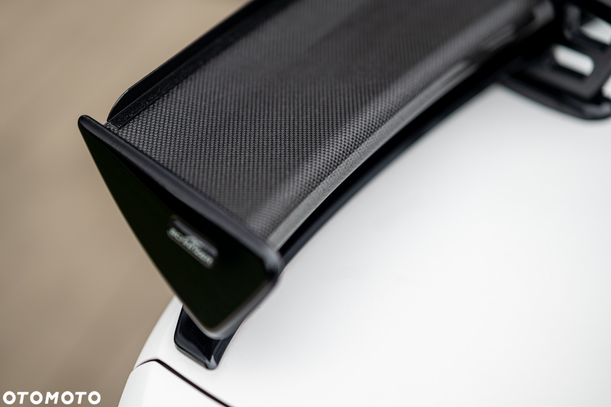 BMW M4 Standard - 16