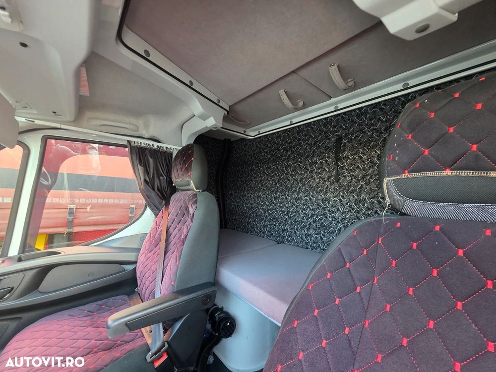 Iveco massif - 14