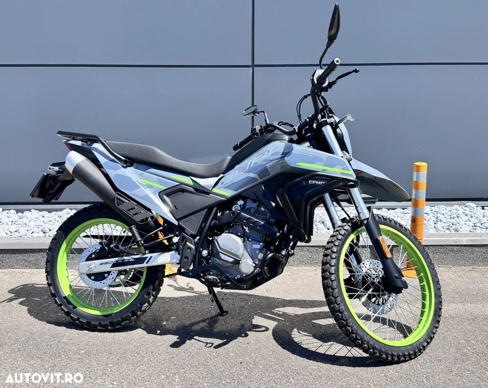 CF Moto 250 Dual - 3