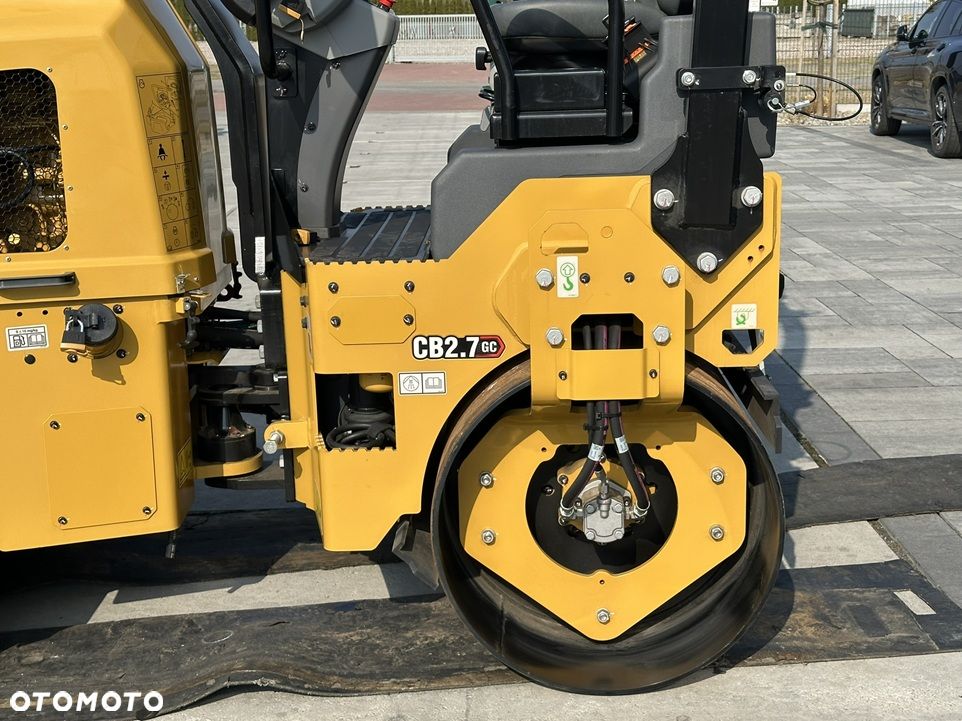 Caterpillar CB 2.7 GC - 11