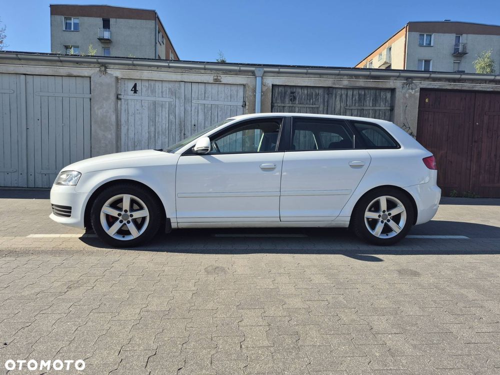 Audi A3 Sportback - 6