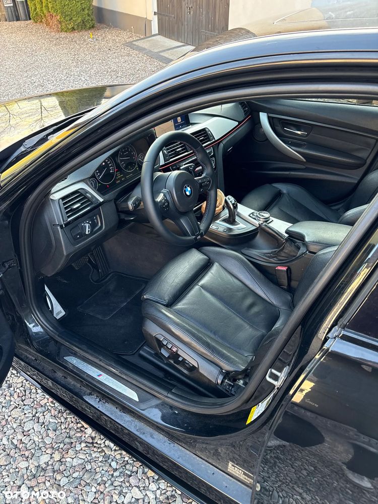 BMW Seria 3 335i Sport-Aut Luxury Line - 16