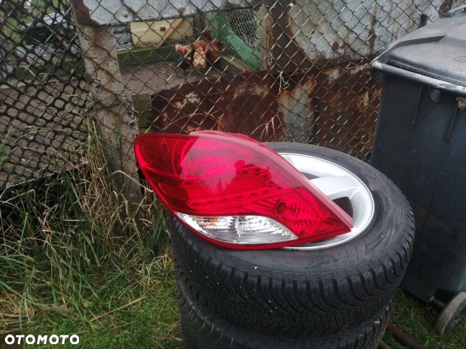 Peugeot 207 LIFT Lampa lewa LED Europa