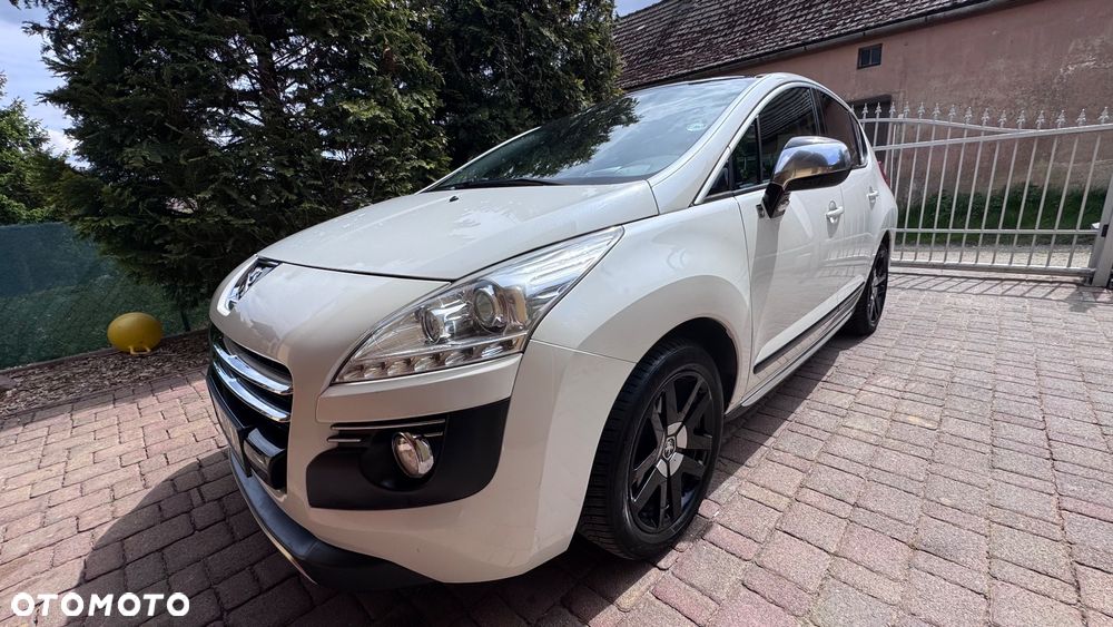 Peugeot 3008 Hybrid4 - 1