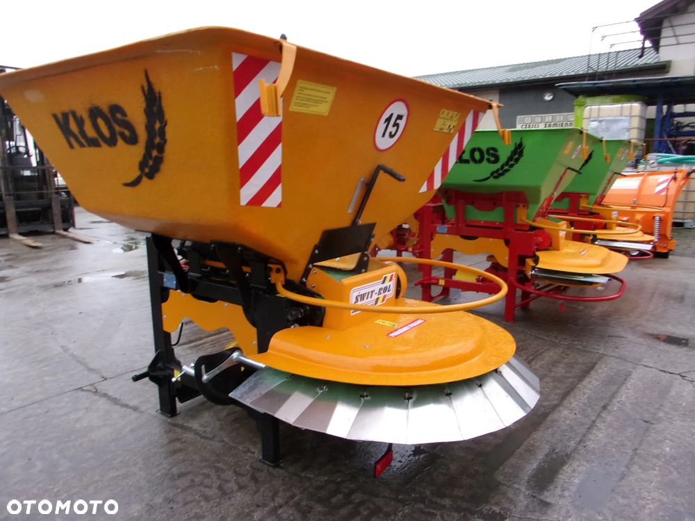 Pronar Posypywarka T-130, T-131, T-132, Piaskarka, Solarka, Rozsiewacz wapna i nawozów RCW, Piaskarka komunalna, solarka rozsiewacz piasku soli KŁOS, Rozsiewacz komunalny N 065 POM Augustów, Pług odśnieżny prosty, łamany, strzałka Ursus, Inter-Tech, Pronar - 23