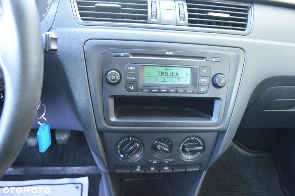 Skoda RAPID 1.2 TSI Active - 19