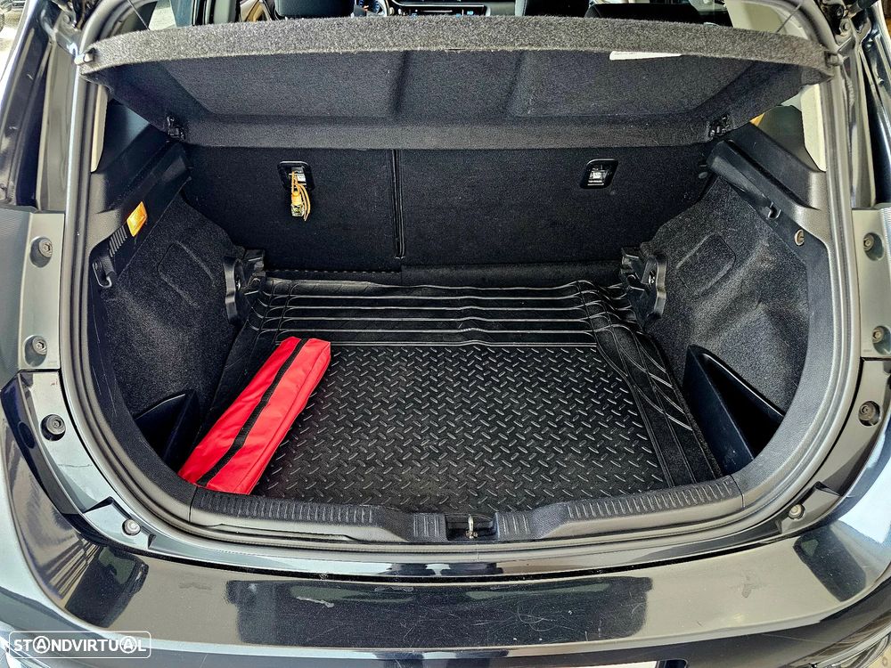 Toyota Auris 1.6 D-4D Comfort+Navi - 7