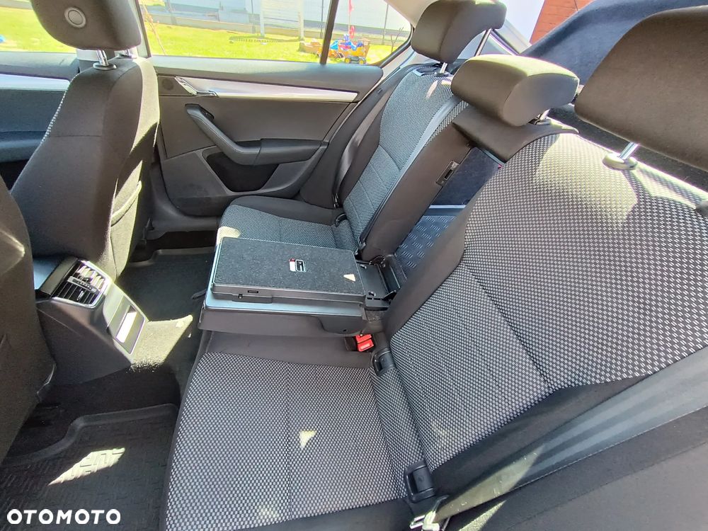 Skoda Octavia 1.4 TSI Ambition - 24