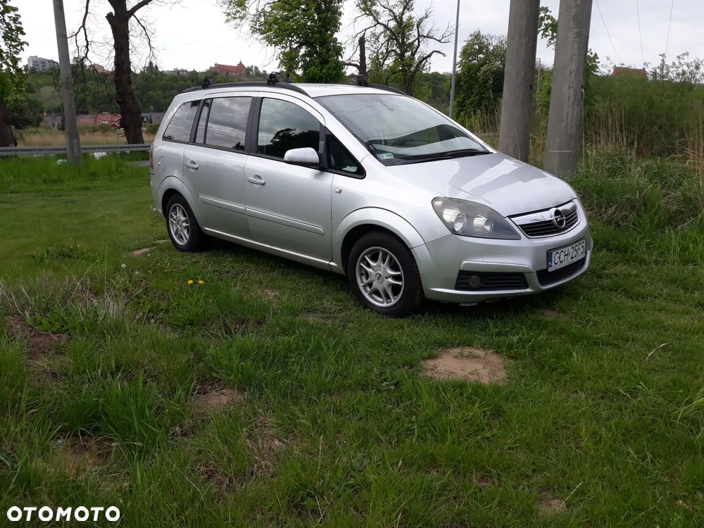 Opel Zafira 1.8 Family - 1