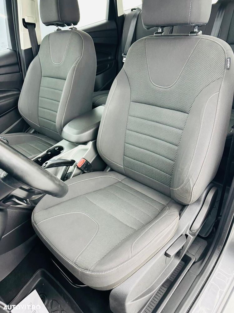 Ford Kuga 1.6 EcoBoost 2x4 Trend - 15