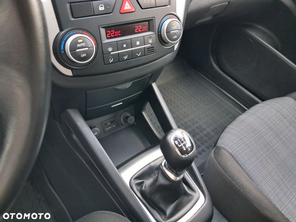 Kia Ceed 1.6 CRDi L - 10