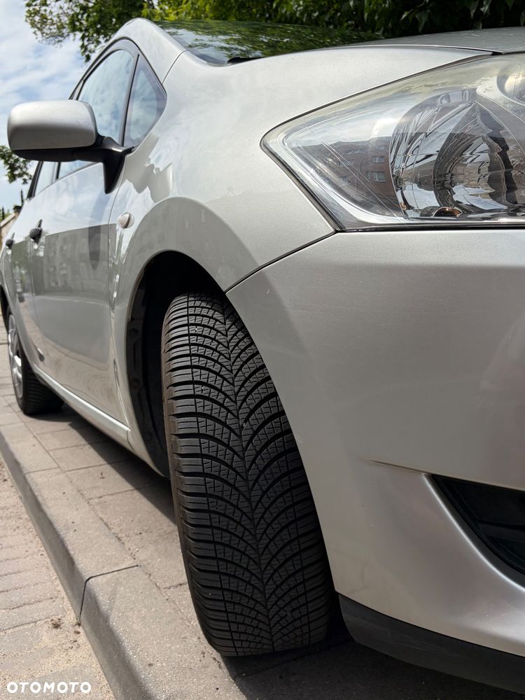 Toyota Auris 1.6 VVT-i Luna - 9