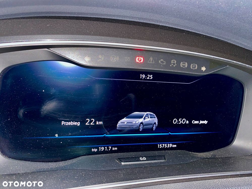 Volkswagen Golf - 25