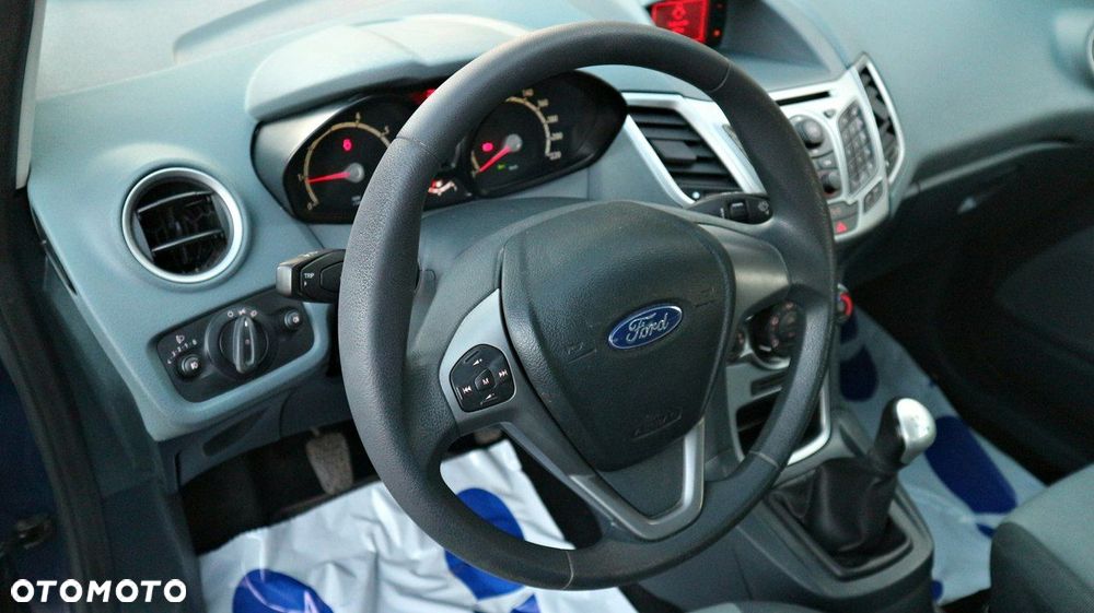 Ford Fiesta 1.25 Trend - 16