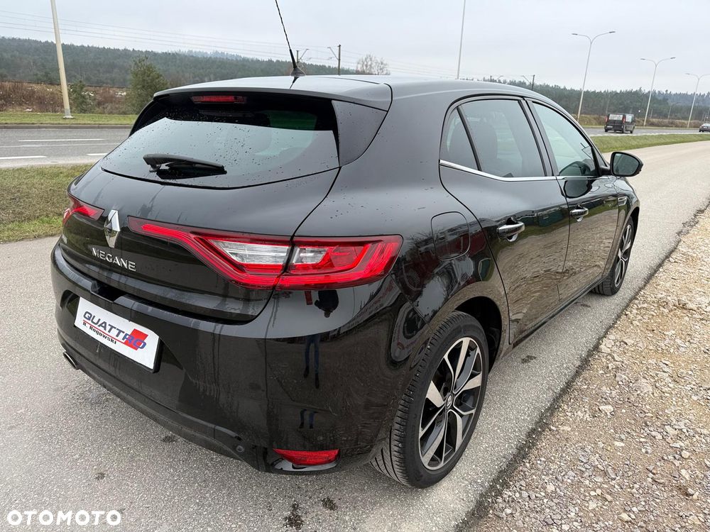 Renault Megane ENERGY TCe 130 BOSE EDITION - 4