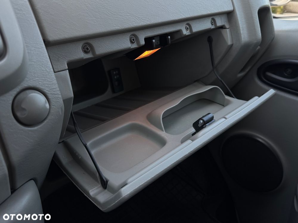 Opel Vivaro - 20