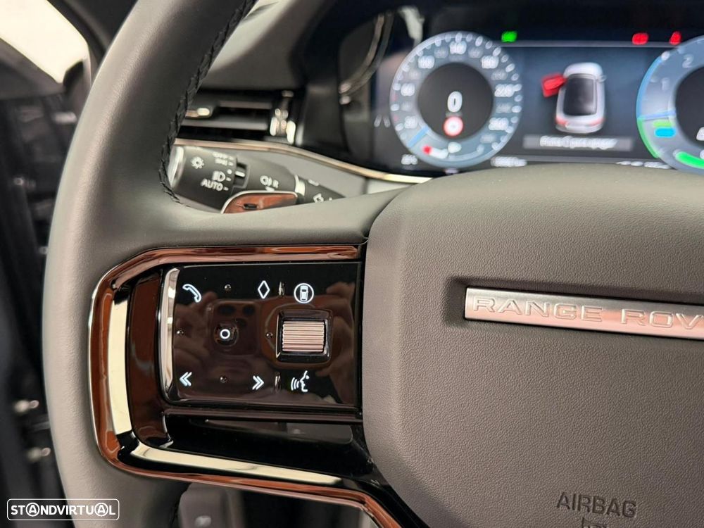 Land Rover Range Rover Evoque 1.5 P300e AWD Auto - 19