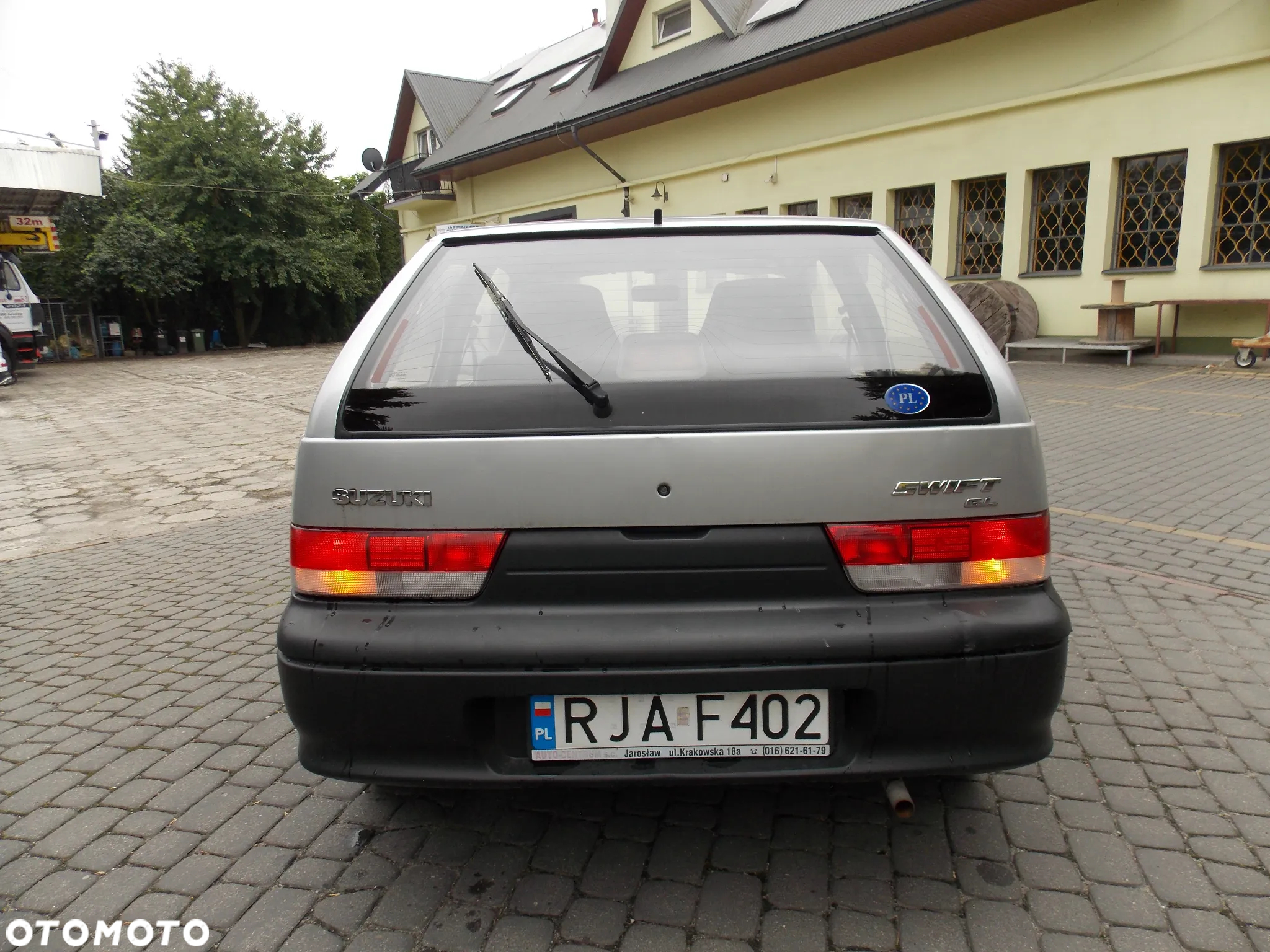 Suzuki Swift 1.0 GL - 6