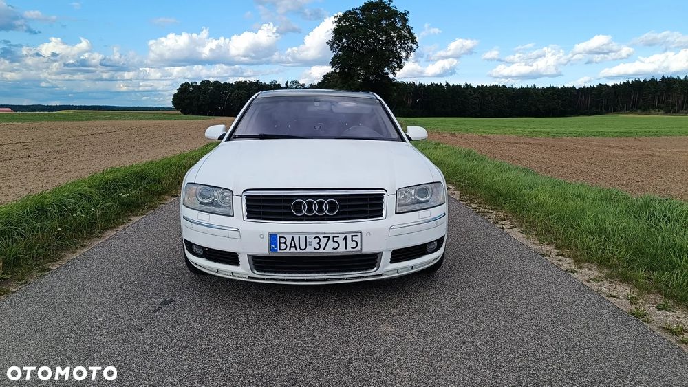 Audi A8 4.2 L Quattro - 7
