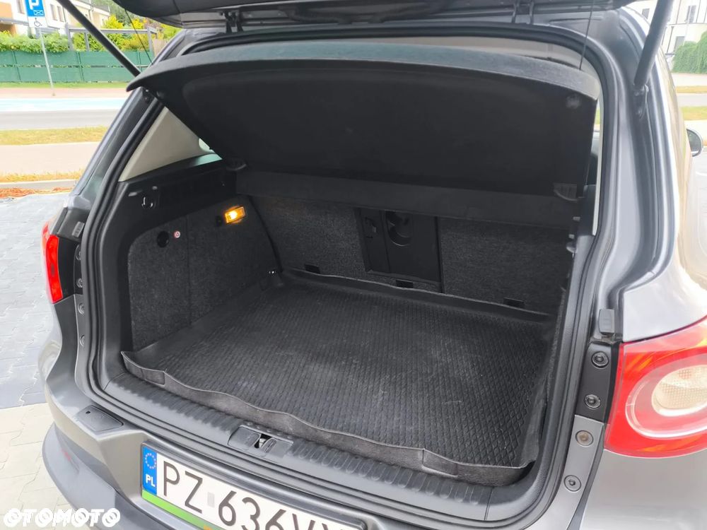 Volkswagen Tiguan - 3