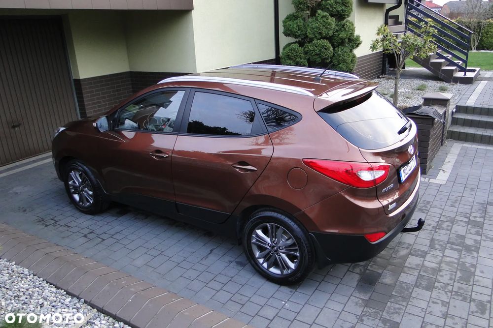 Hyundai ix35 2.0 CRDi 4WD Fifa World Cup Gold Edition - 7