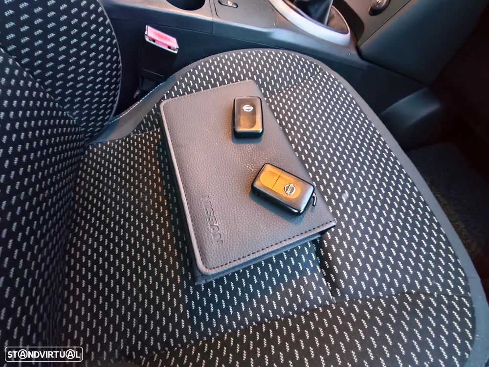 Nissan Qashqai 2.0 dCi Backstage NAVI FPD - 16