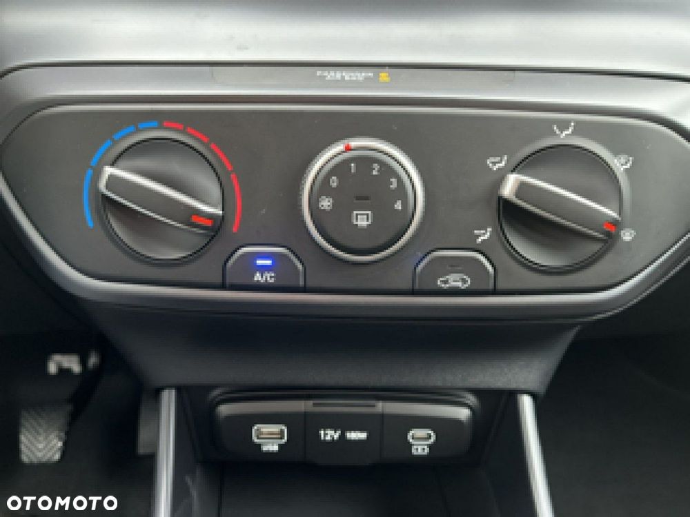 Hyundai i20 1.2 Modern - 26