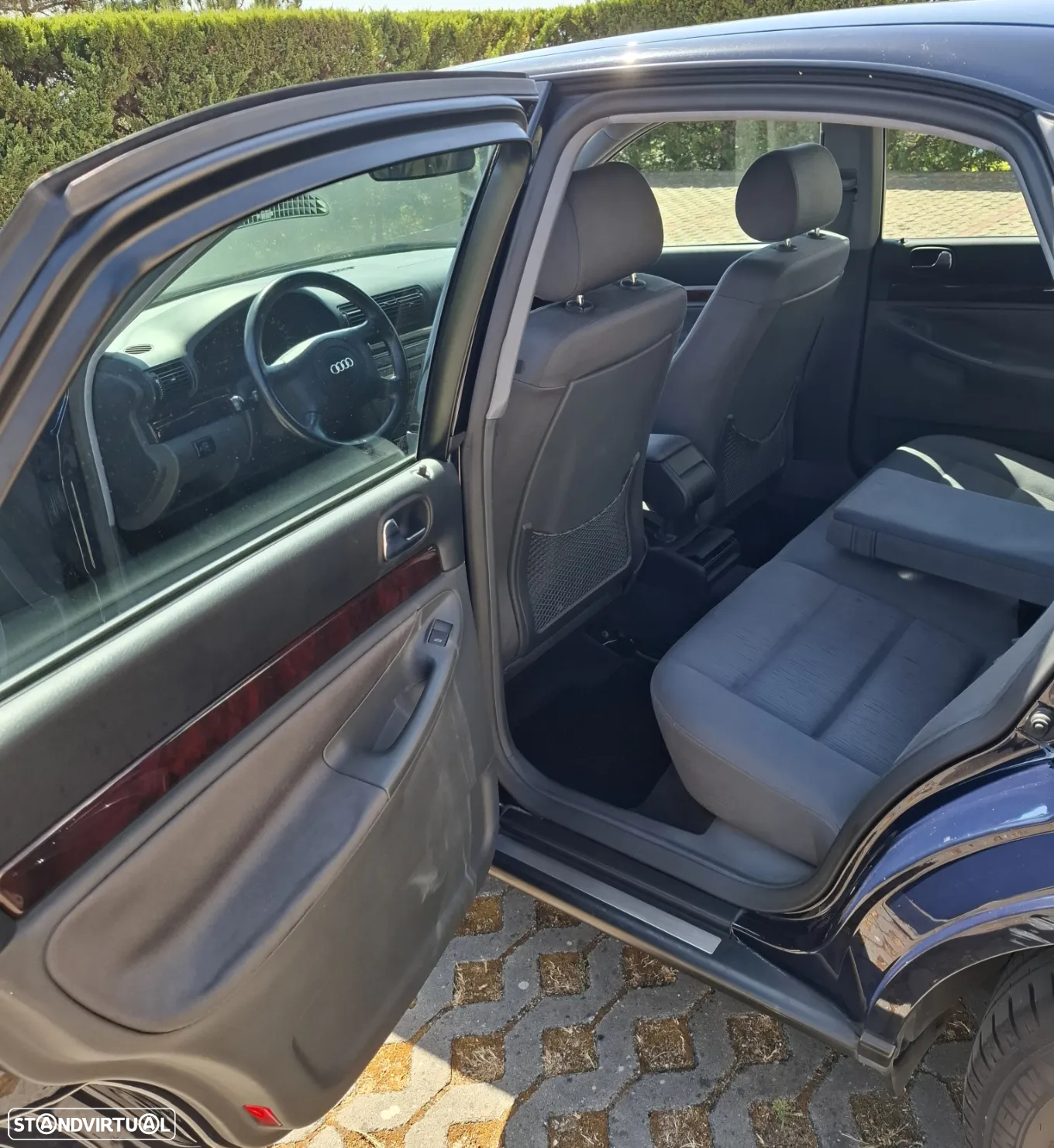 Audi A4 1.9 TDI Attraction - 16
