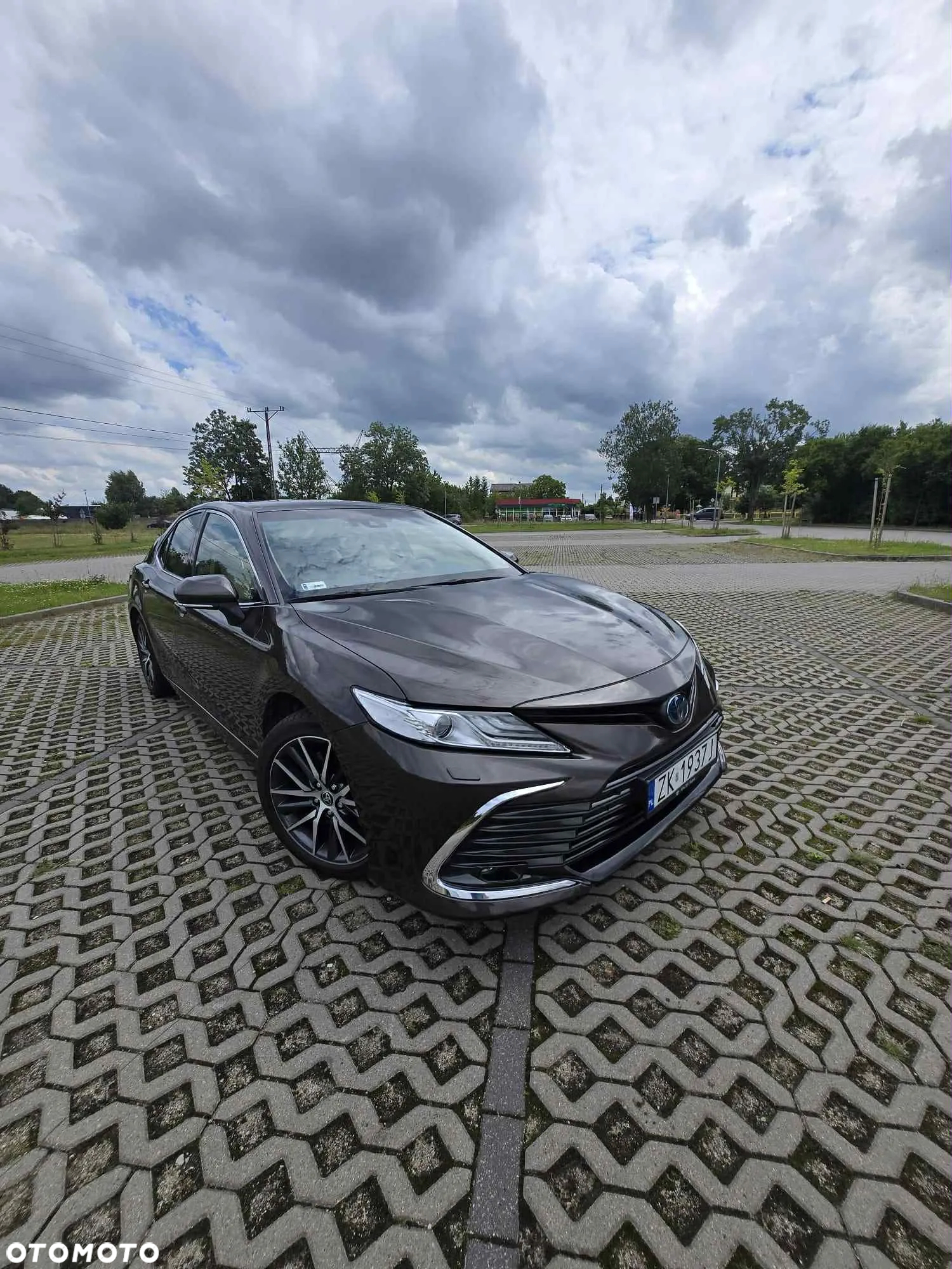 Toyota Camry 2.5 Hybrid Executive CVT - 2
