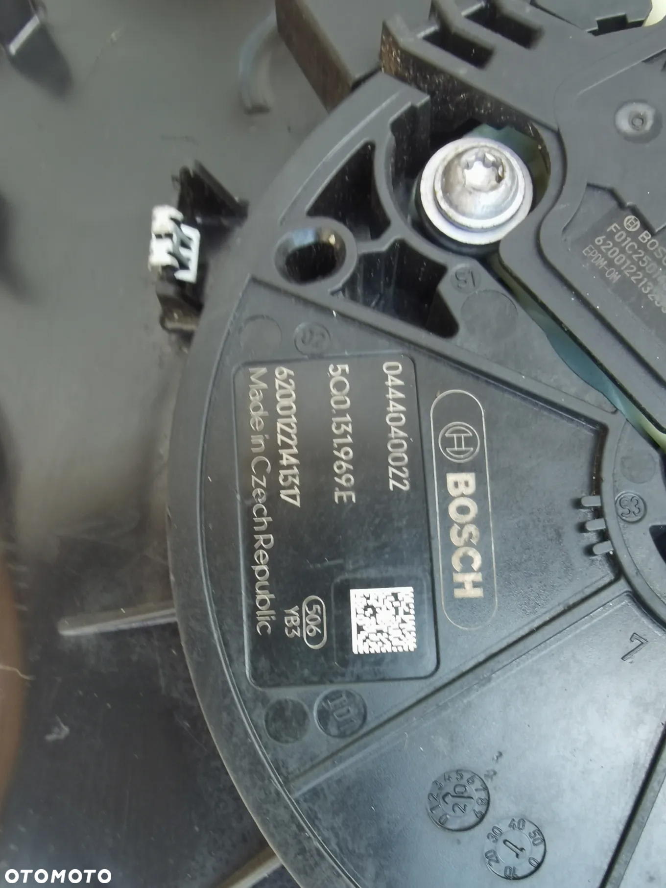 TOURAN III ZBIORNIK ADBLUE POMPA 5QA131877D JAK NOWY 2TYŚ KM - 2