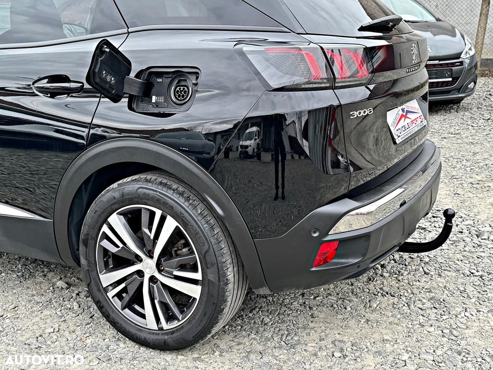 Peugeot 3008 225 e-EAT8 Allure Pack - 25