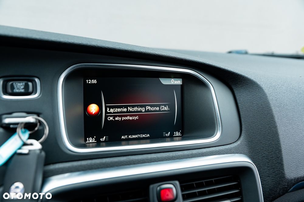 Volvo V40 D4 Geartronic RDesign - 32