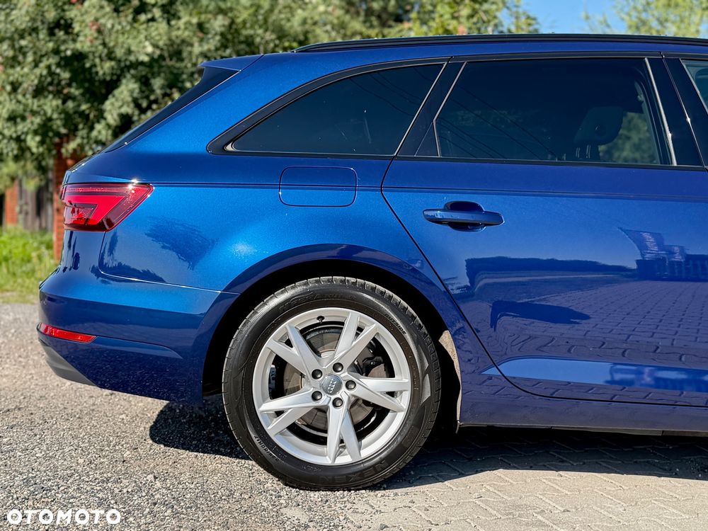 Audi A4 Avant 2.0 TDI DPF S line Sportpaket - 24