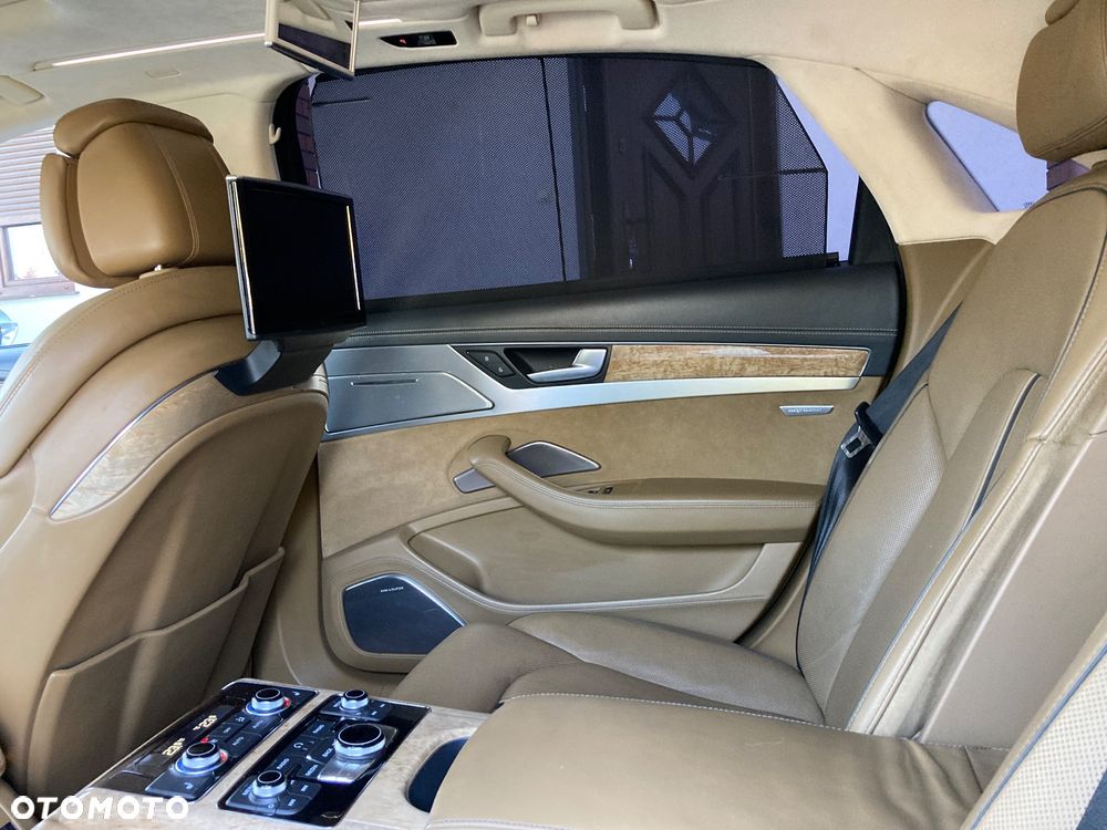Audi A8 W12 quattro tiptronic Langversion - 20