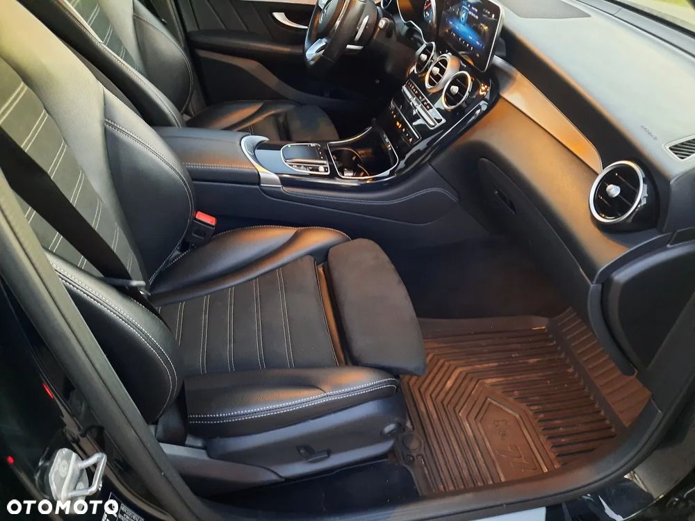 Mercedes-Benz GLC 220 d 4-Matic - 23