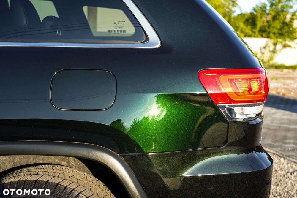 Jeep Grand Cherokee - 27